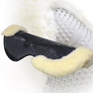 SALVASCHIENA IN GEL FORATO MISURA FULL NERO CON AGNELLO NATURALE